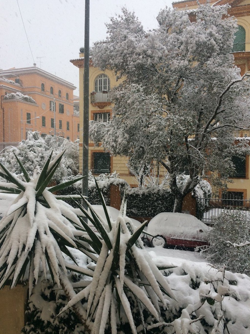 snow in rome