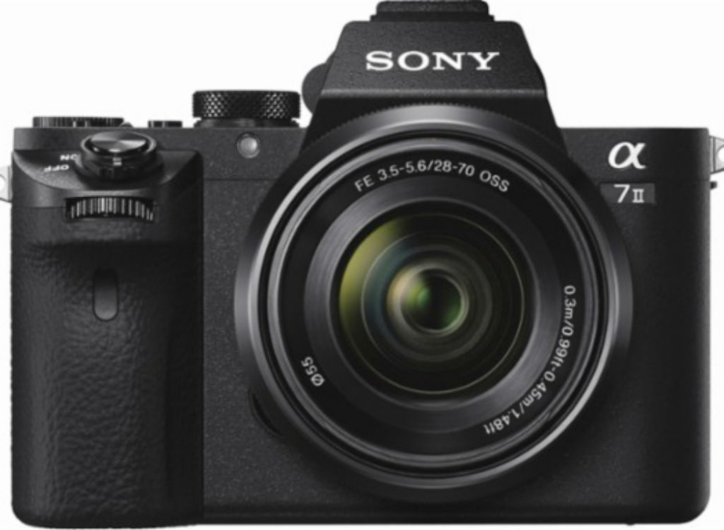 Mirrorless camera at Best Buy