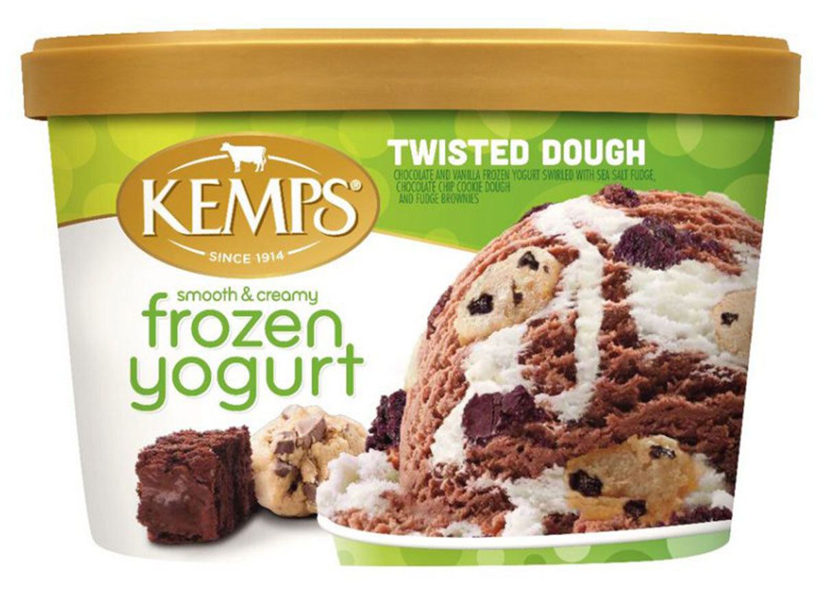 kemps twisted dough frozen yogurt carton