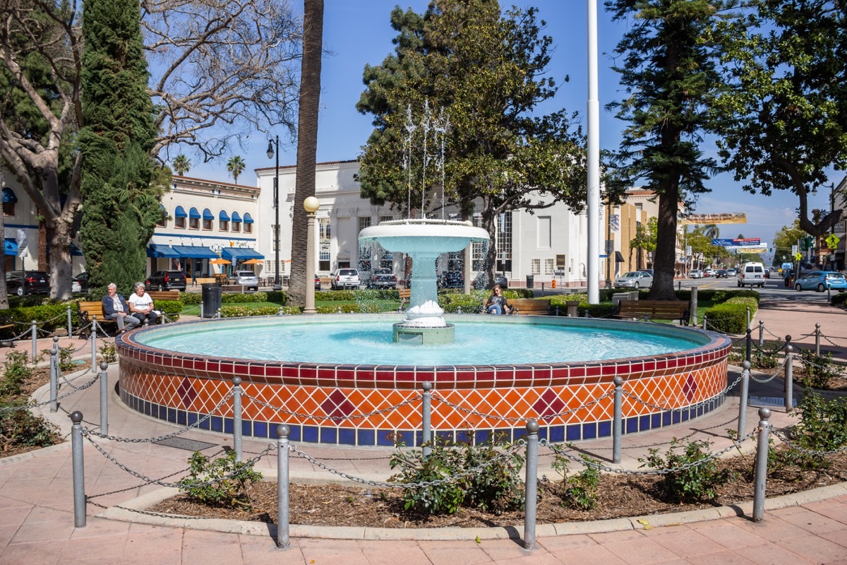 fountain, traffic circle, orange, california, orange plaza