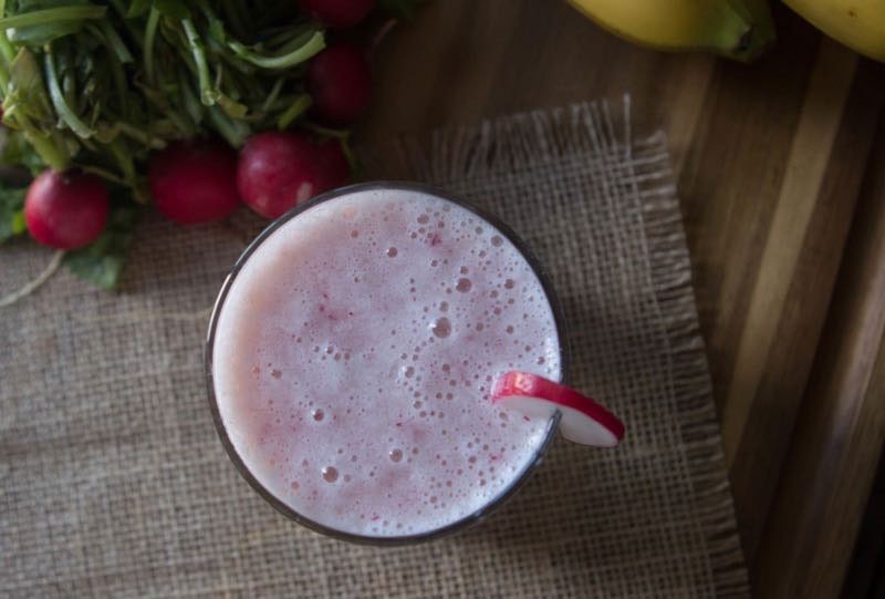 BANANA RADISH SMOOTHIE