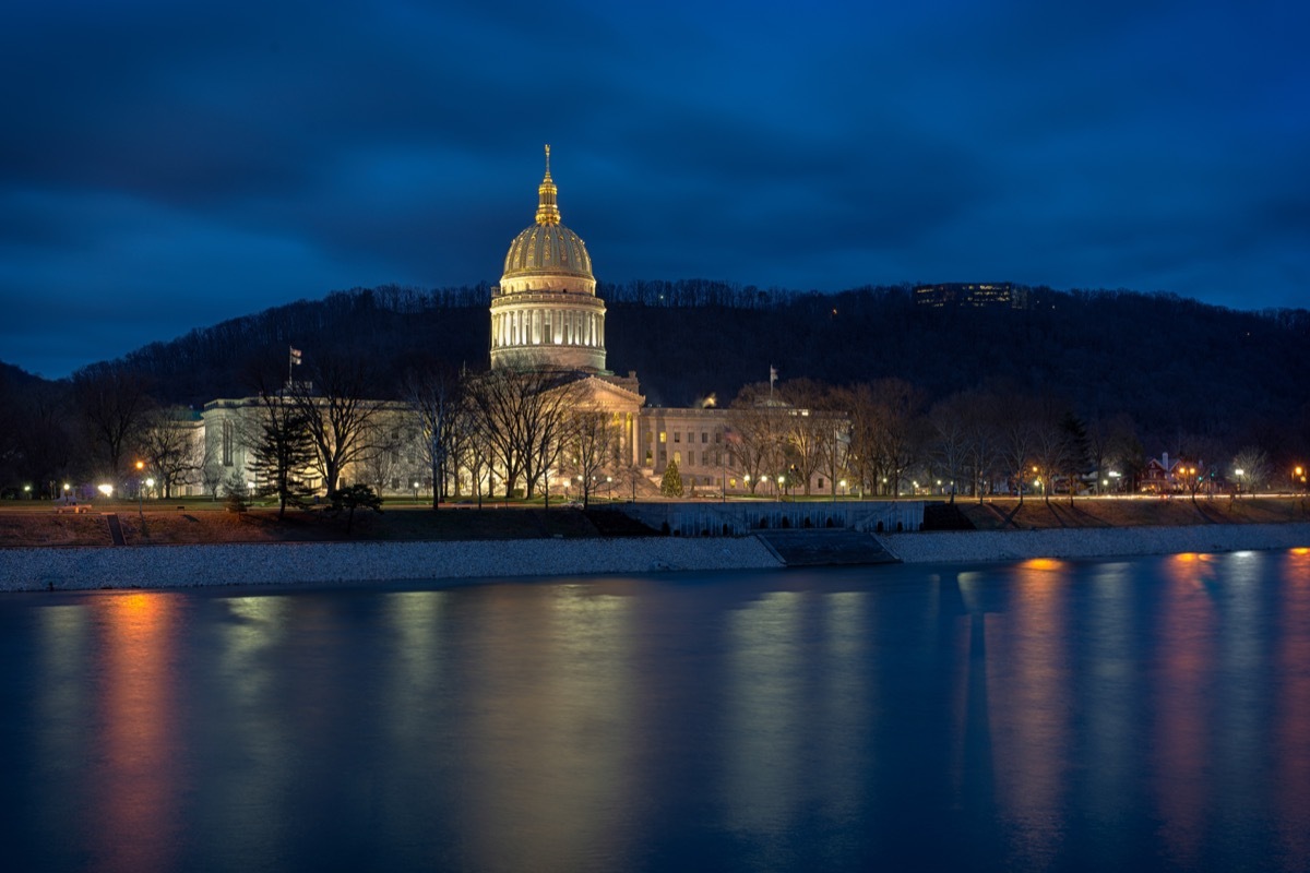 charleston west virginia state capitol buildings