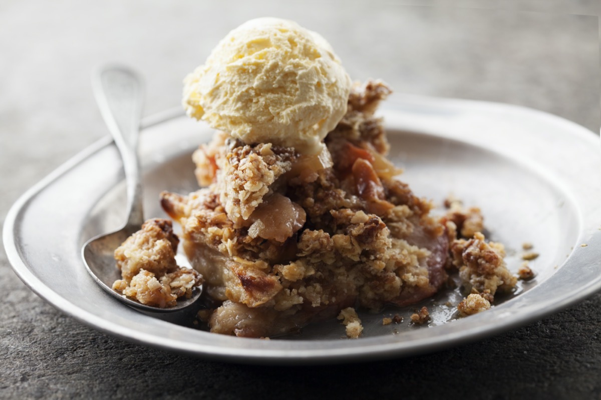 Apple cobbler with vanilla ice cream