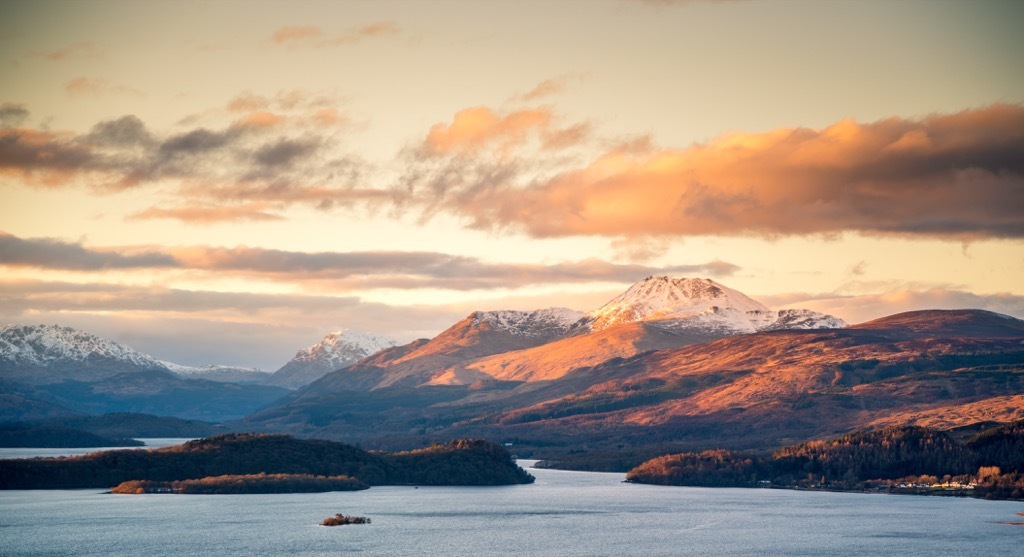 Loch Lomond Scotland Tourists