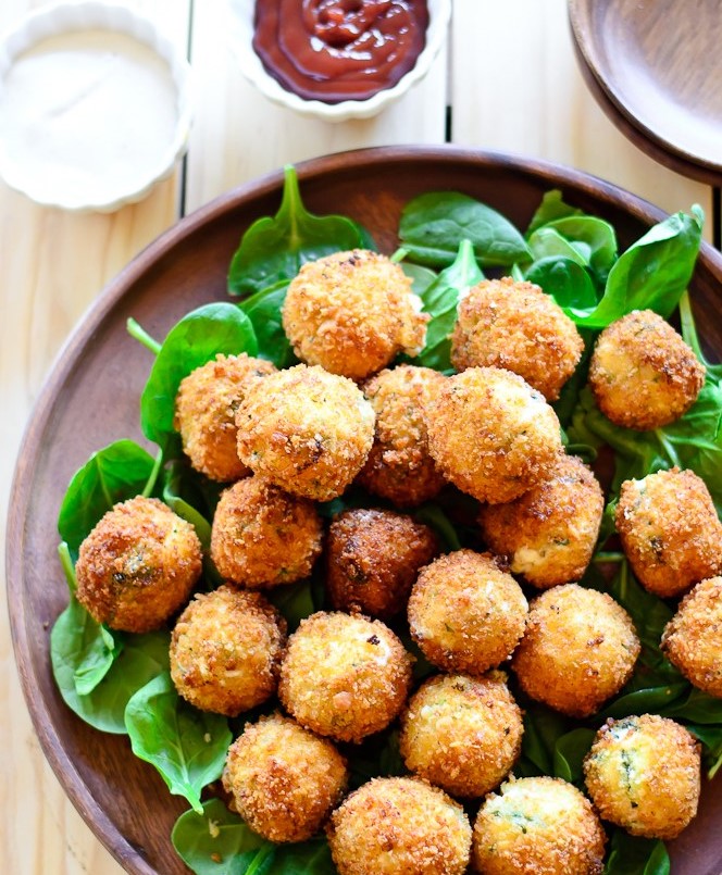  Cheesy Fried Spinach & Artichoke Dip Bites | 10 Best Movie Night Recipes | Her Beauty