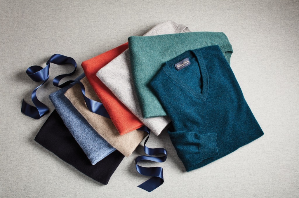 brooks brothers cashmere v neck sweaters