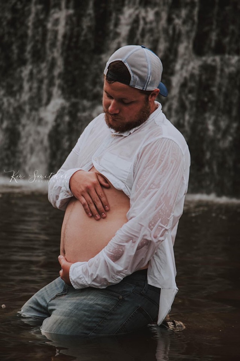 husband maternity photoshoot Jared Brewer