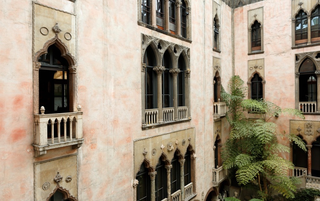 isabella stewart gardner heist real missing treasure