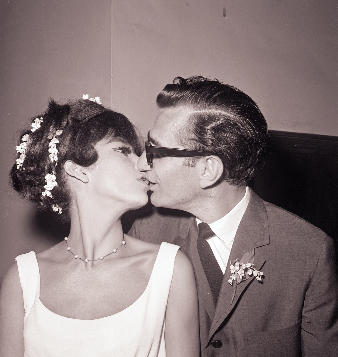 Rita Moreno and Leonard Gordon after their wedding