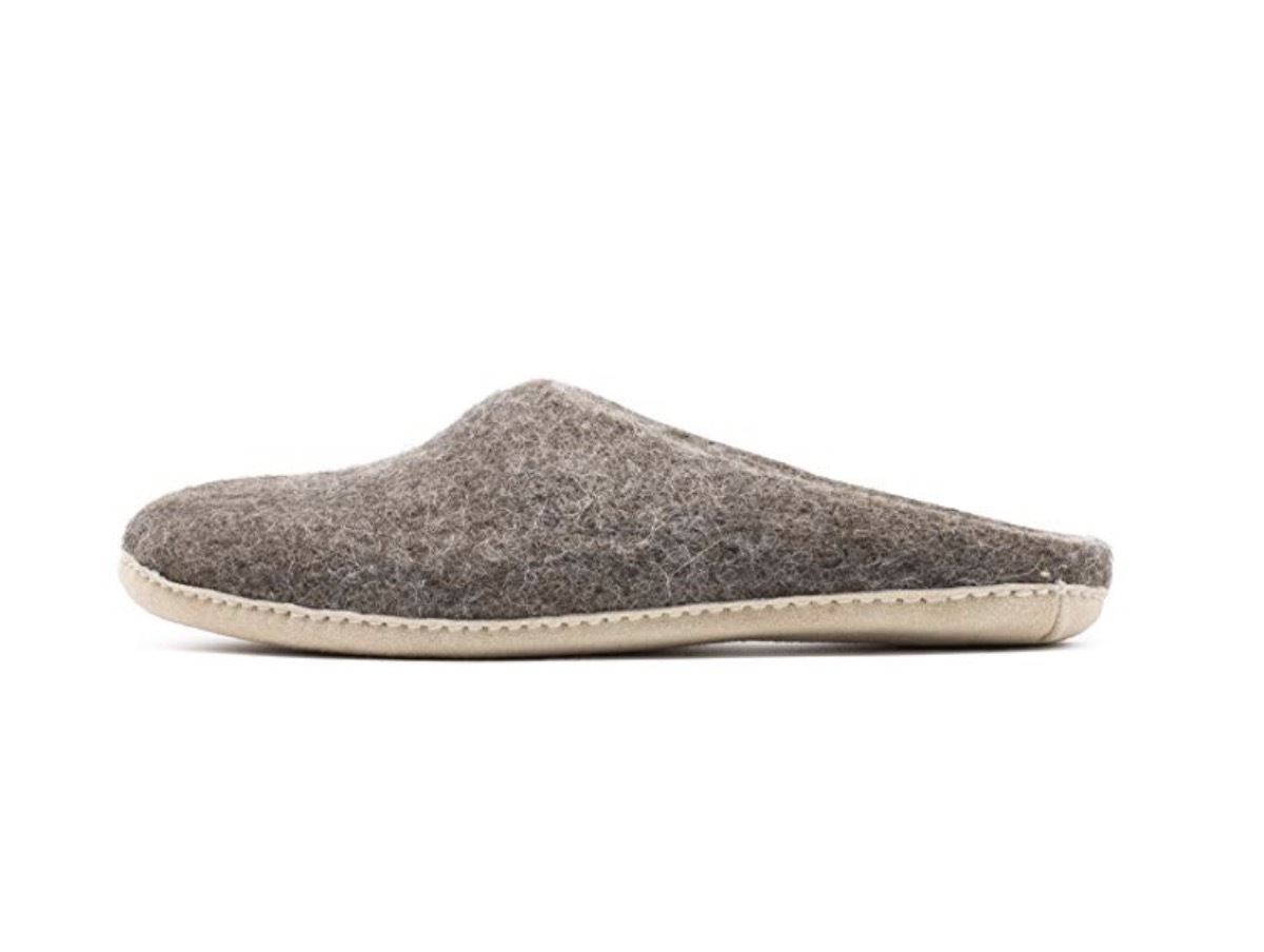 nootkas men's handmade merino wool blend house slipper