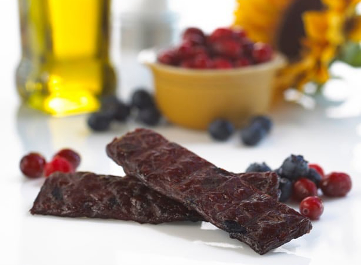 simply snackin beef jerky meat bars