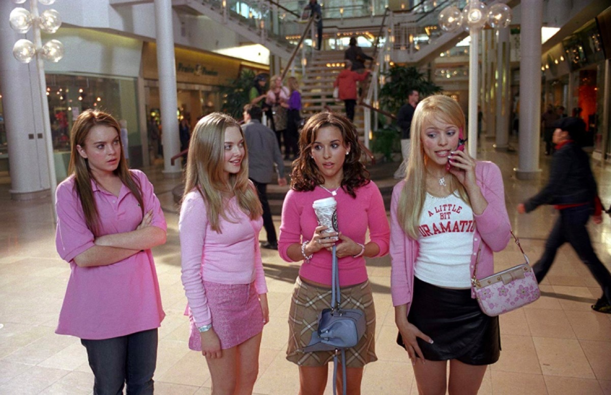 Lindsay Lohan, Amanda Seyfried, Lacey Chabert, and Rachel McAdams in Mean Girls