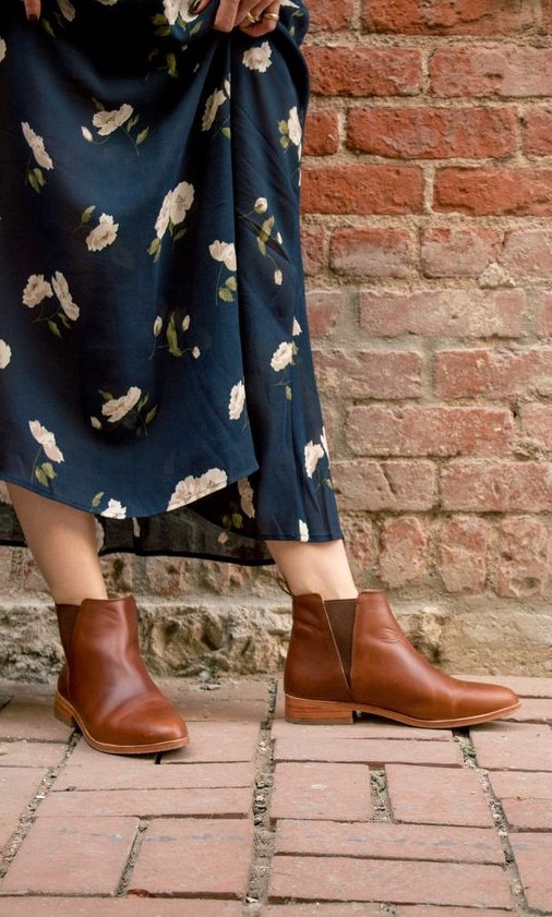 Chelsea booties #2 | 7 Wardrobe Staples You'll Wear ALL of 2019 | Her Beauty