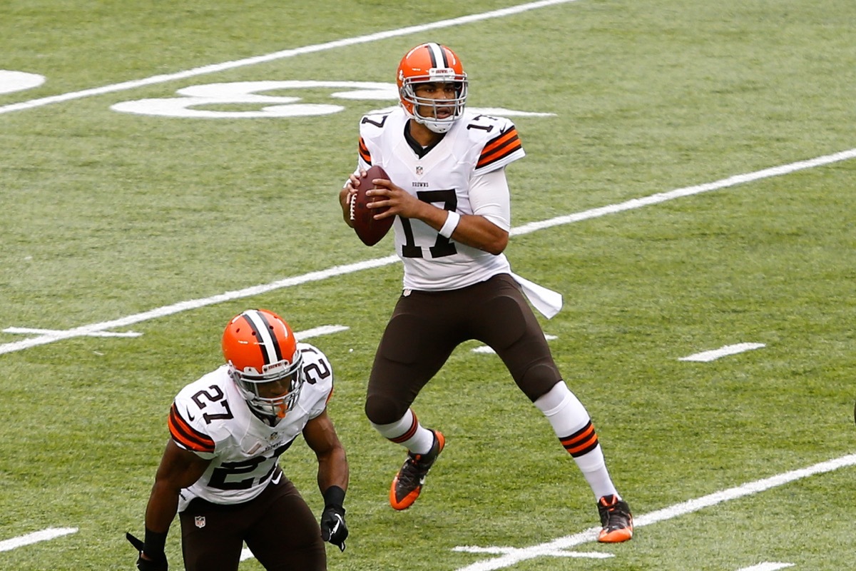 Browns football quarterback Jason Campbell