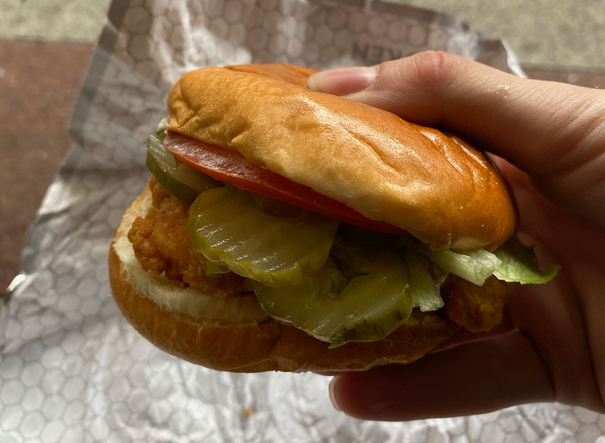 wendys classic chicken sandwich