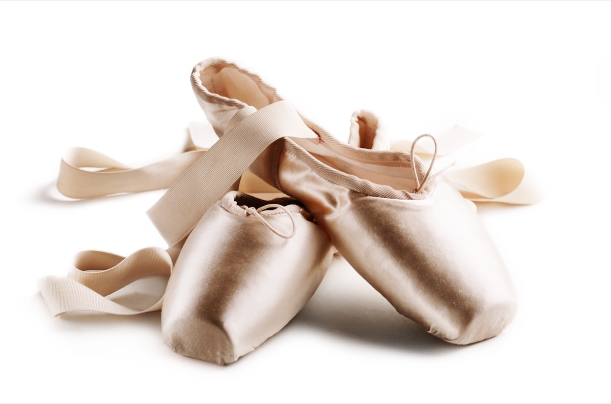 ballet pointe shoes