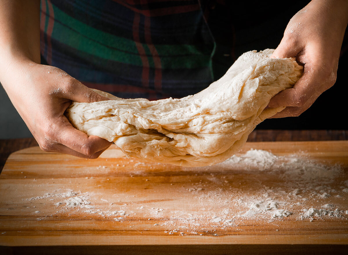 Elastic pizza dough