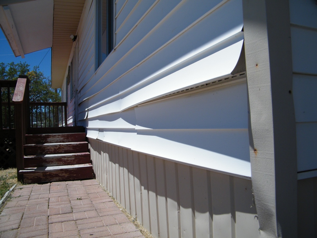 gapping vinyl siding