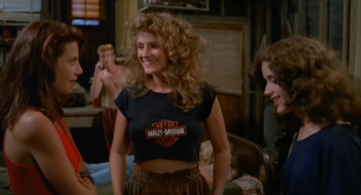 julia roberts in satisfaction